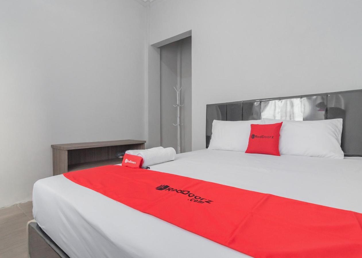 Reddoorz Syariah Near Wisata Situ Gunung Sukabumi Hotel Kadudampit Buitenkant foto